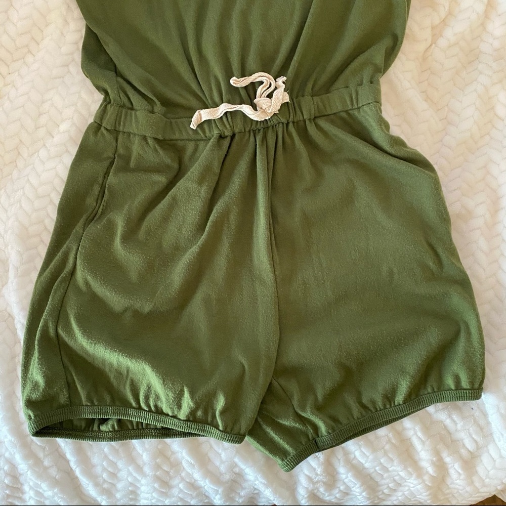 Green romper - Picture 4 of 8